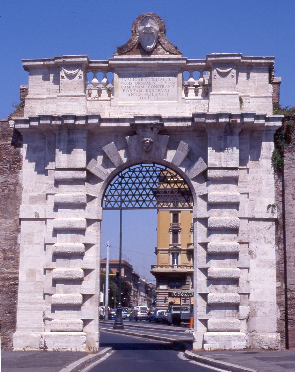 Porta San Giovanni