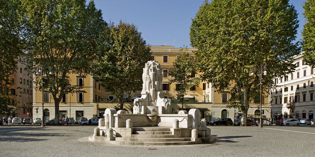 Fontana delle Anfore