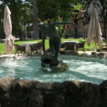 Passeggiata del Pincio, la fontana dell’Anfora di Amleto Cataldi