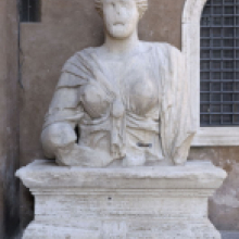 Statua detta di Madama Lucrezia (post restauro)