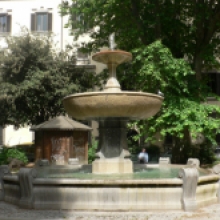 La Fontana in piazza Cairoli